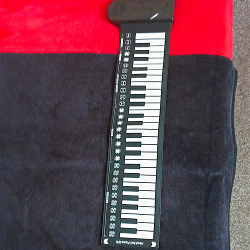 Hand roll piano 49k key - piano,